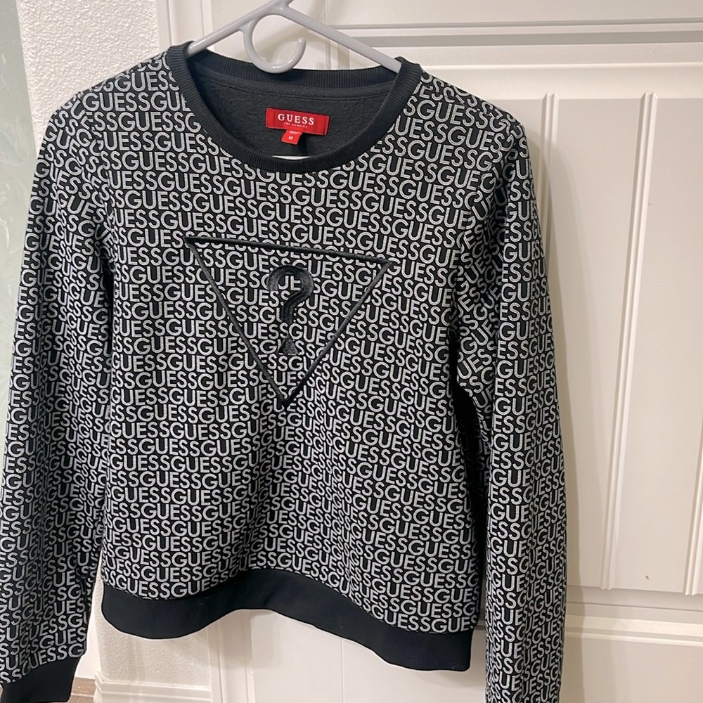 Guess sweat shirt